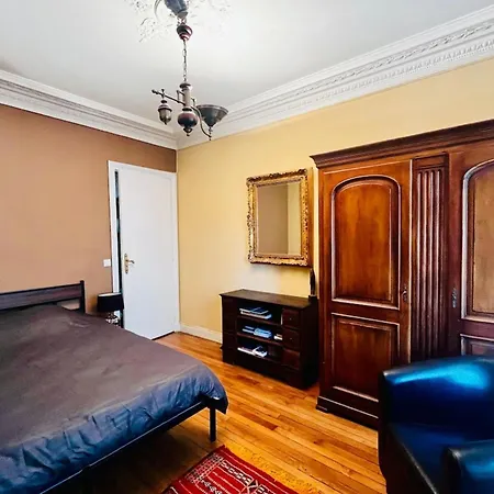 16th 10 Minutes From The Eiffel Tower Metro Line 9 *